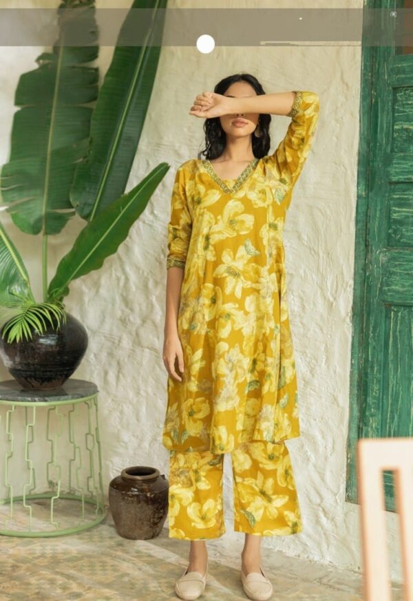 Yellow Cord Set