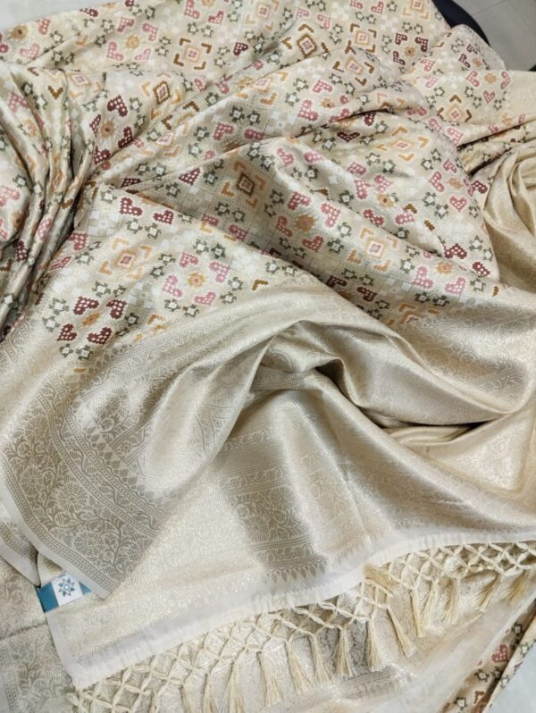 Off White Kanjivaram Silk Saree