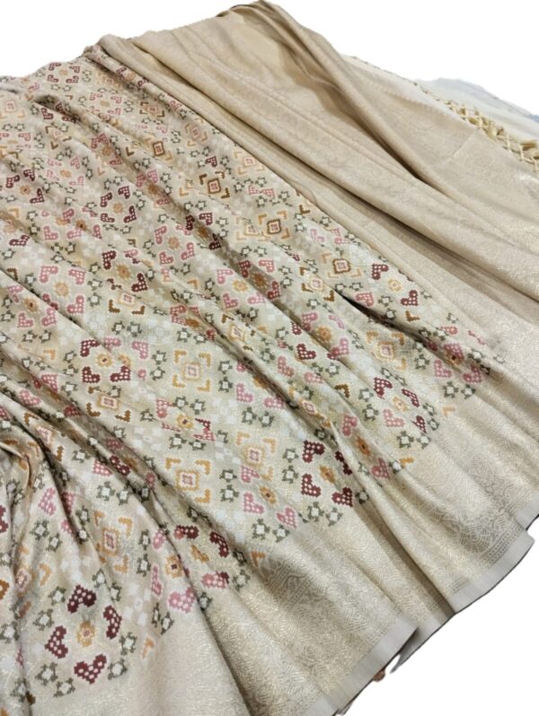 Off White Kanjivaram Silk Saree