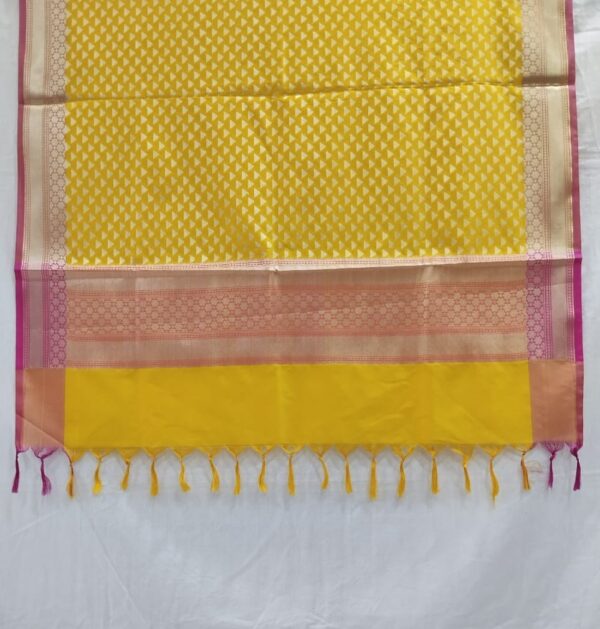 Pink Banarasi Silk Dupatta