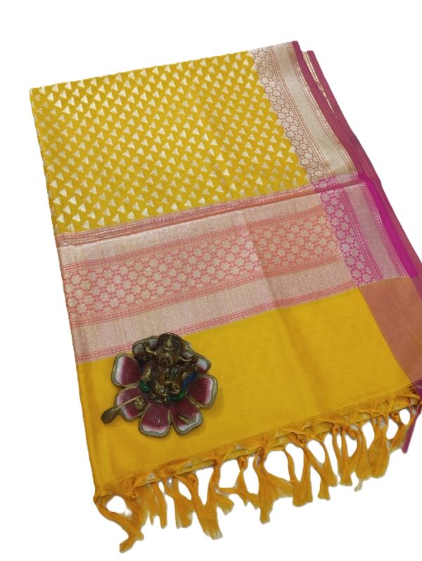 Pink Banarasi Silk Dupatta