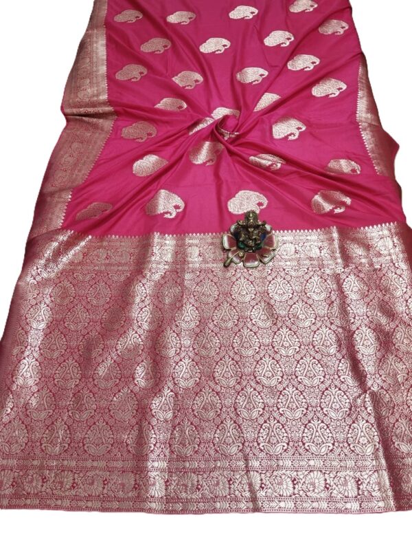Magenta Handloom Banarasi Silk Saree