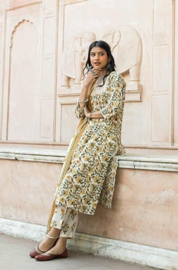 off white cotton stitched suit