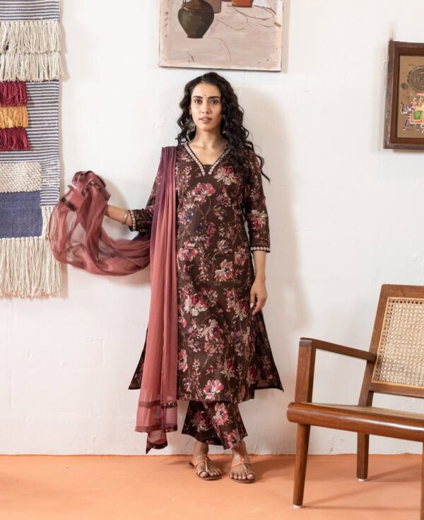 Digital Printed Pant Suit With Dupatta
