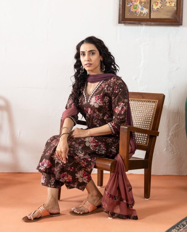 Digital Printed Pant Suit With Dupatta