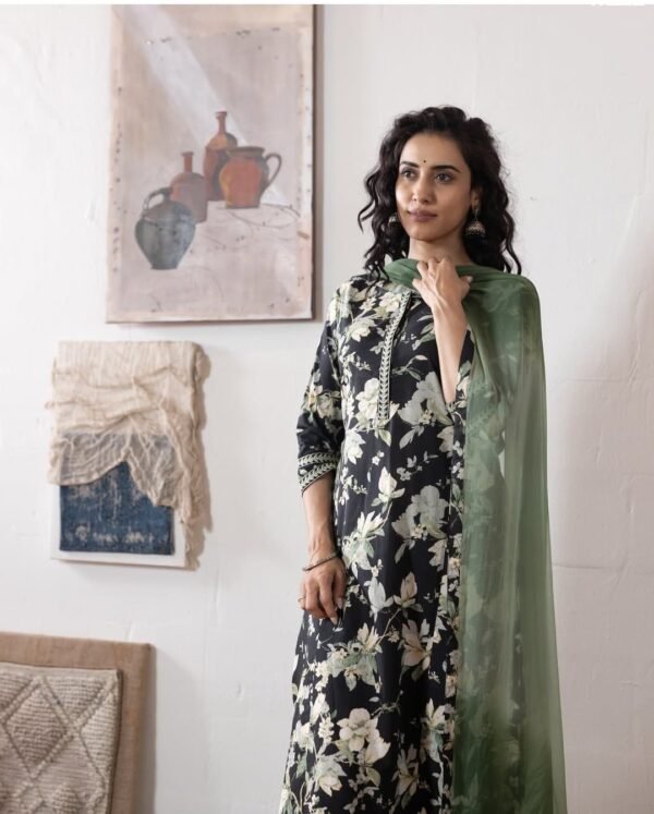 Kahi Stitched Suit With Dupatta