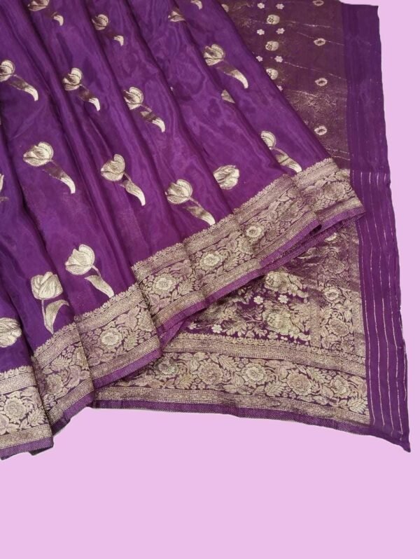Light Purple Crepe Silk Saree Light Purple Crepe Silk Saree