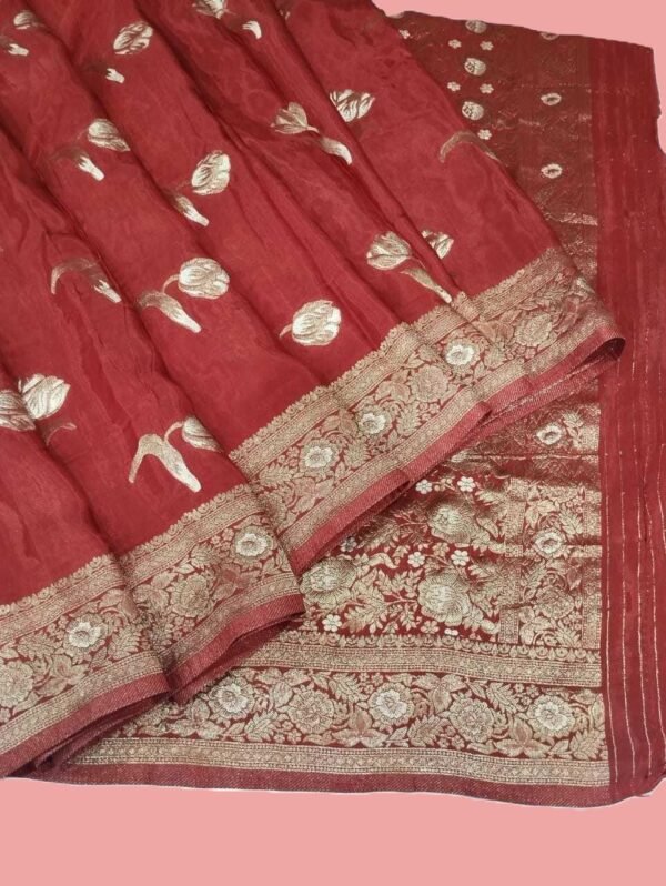 Red Crepe Silk Saree Red Crepe Silk Saree