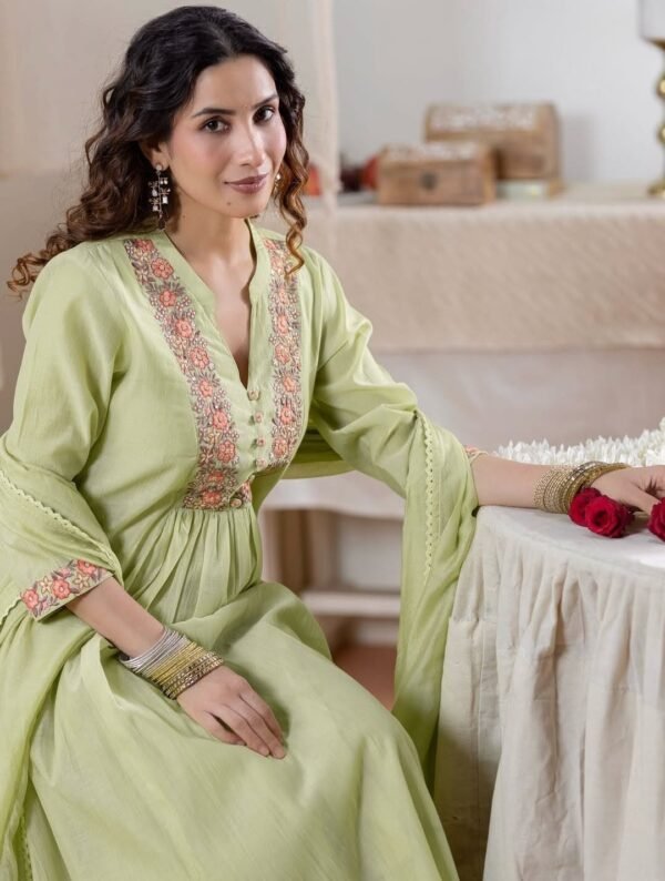 Pista Green Stitched Suit