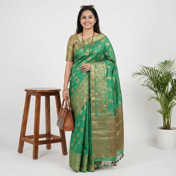 Green Meenakari Banarasi Pure Silk Saree Green Meenakari Banarasi Pure Silk Saree